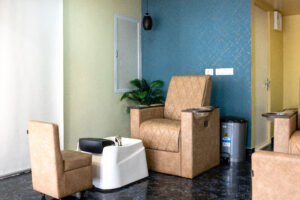 Lyra Salon Opp Cyber Park Calicut